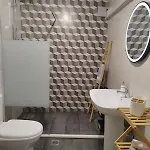 My Home, 2 Bedroom House With Bbq And Garden Divarata